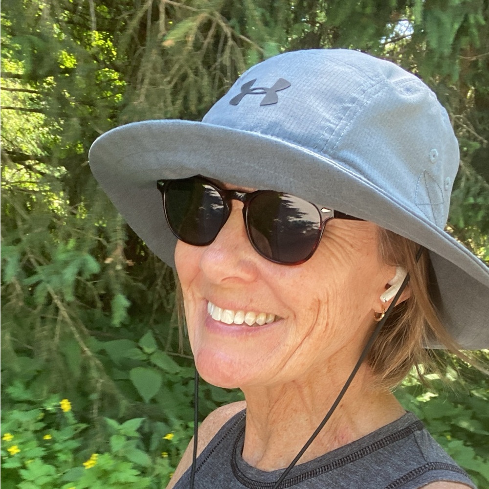 Meet your Posher, Diane